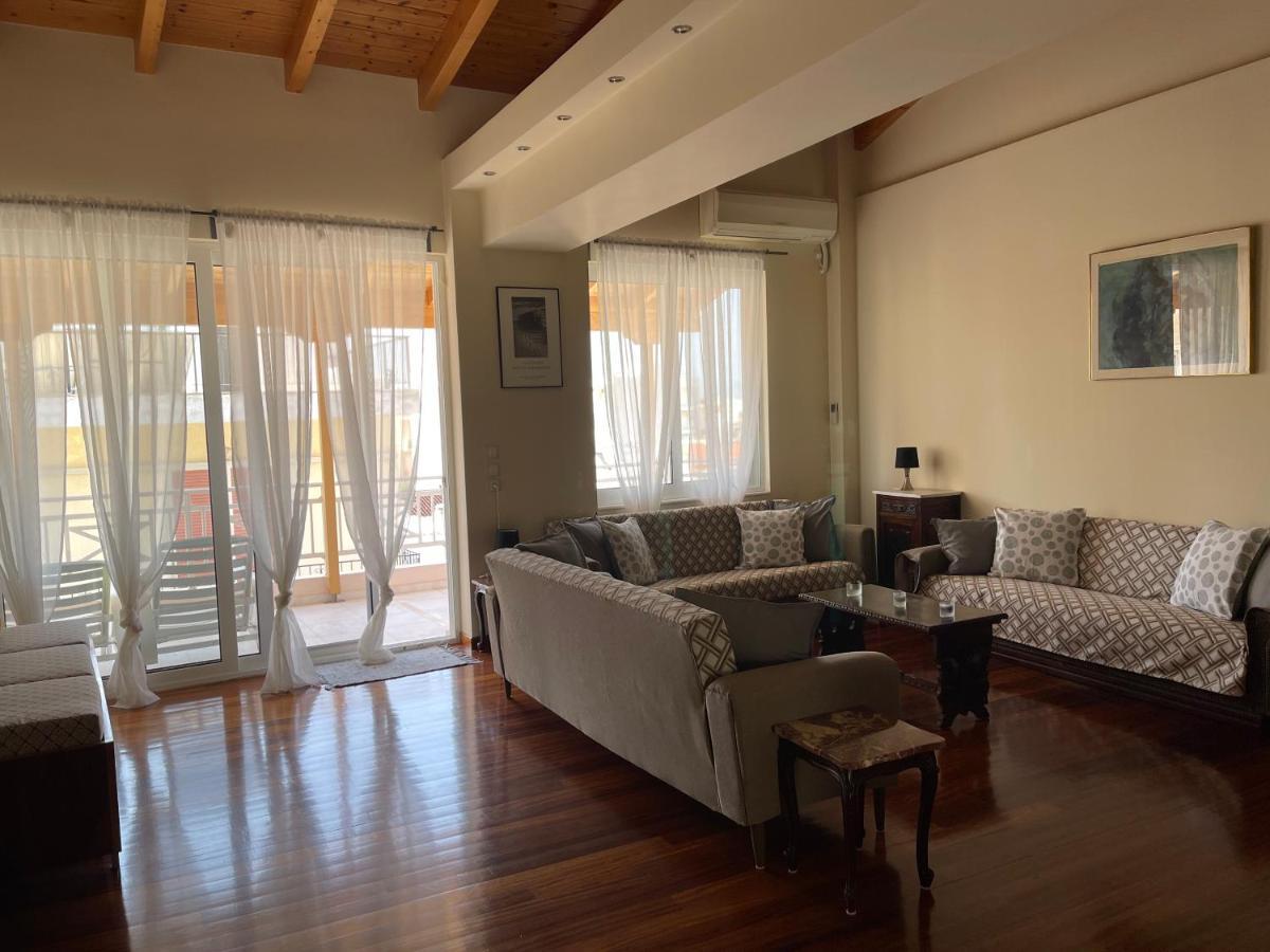 Azure Retreat Apartment Loutraki  Exterior photo