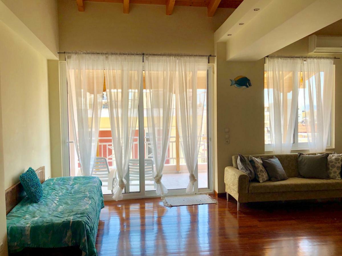 Azure Retreat Apartment Loutraki  Exterior photo